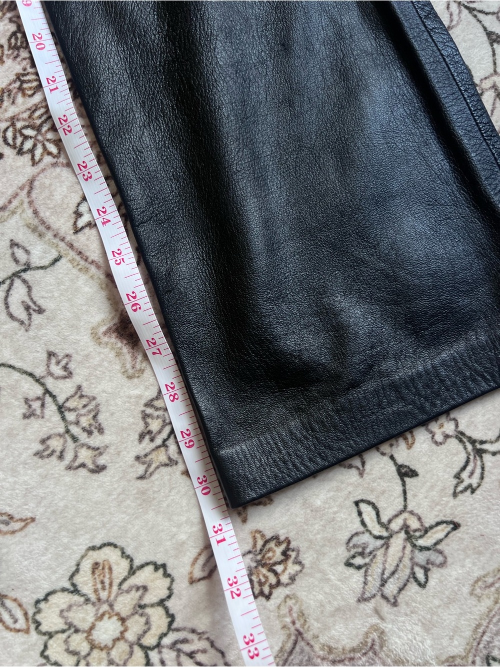 VINTAGE Naked Lambskin Barneys New York Black Straight-Leg Pants - Picture 7 of 8